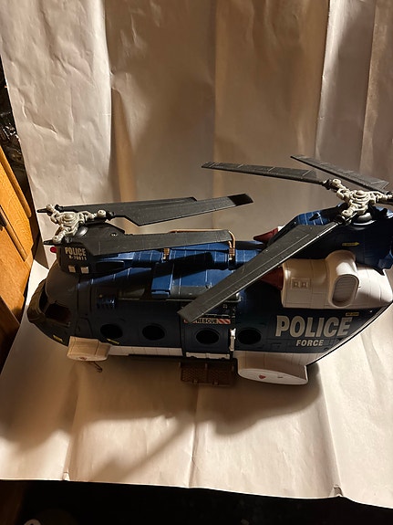 Product image 1 of 4