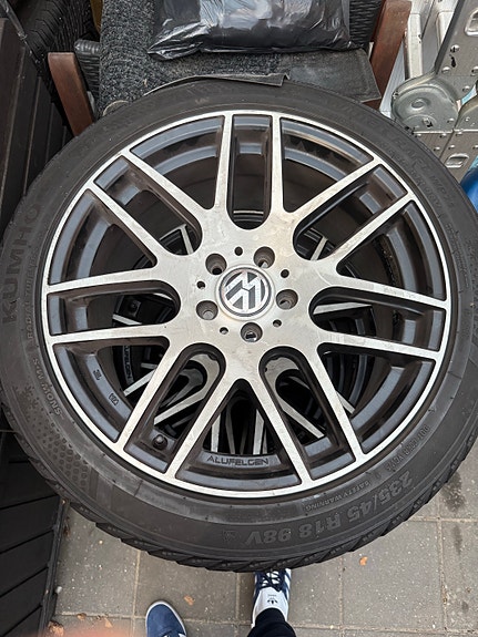 Product image 1 of 4