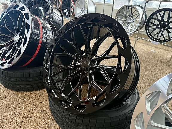 Product image 11 of 17