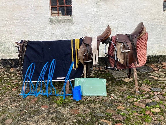 Product image 1 of 7