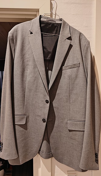 Product image 1 of 8