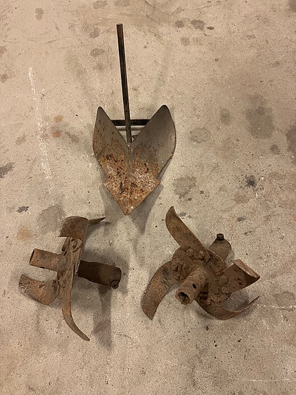 Product image 1 of 2