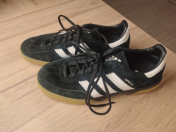 Product image 1 of 6