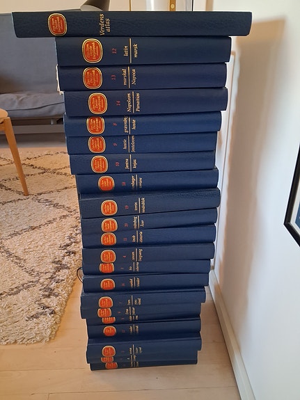 Product image 2 of 9