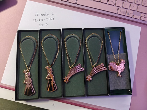 Product image 2 of 4