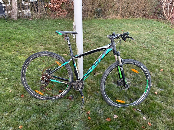 Product image 1 of 9