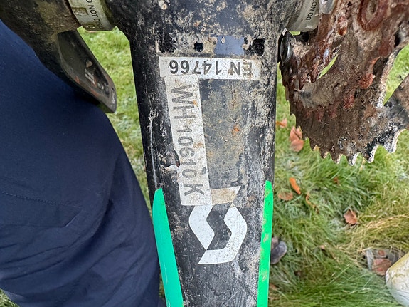 Product image 8 of 9