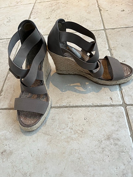 Product image 2 of 11