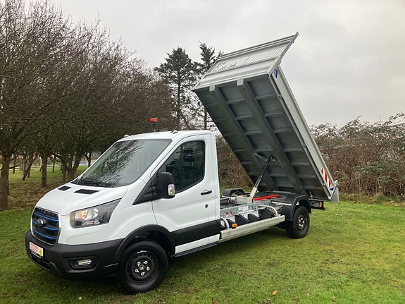 Ford E-Transit 350 L3 Chassis