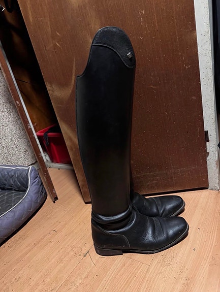 Product image 1 of 6