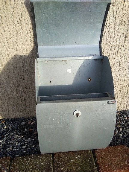 Product image 1 of 4