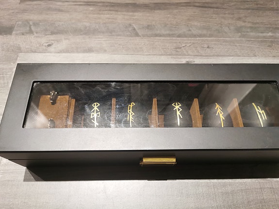 Product image 2 of 7