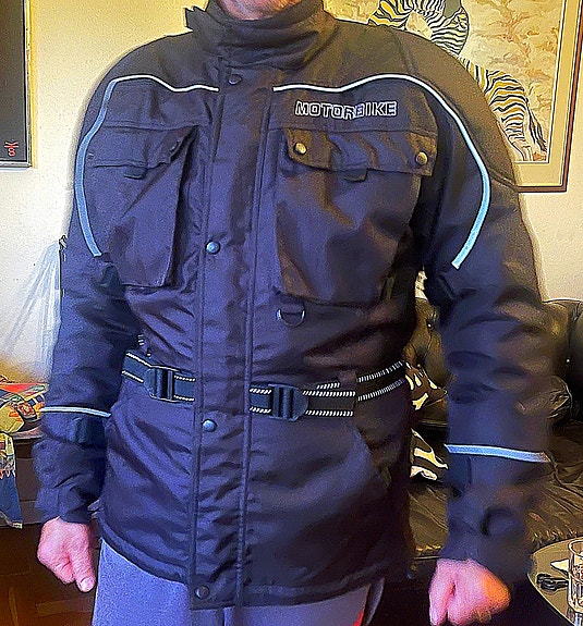 Product image 1 of 8