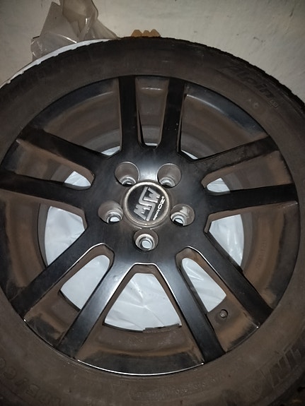 Product image 1 of 6