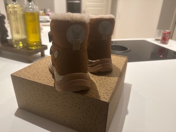 Product image 3 of 9