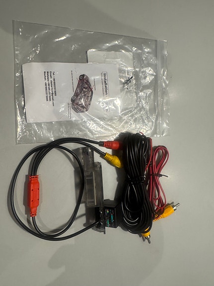 Product image 1 of 3