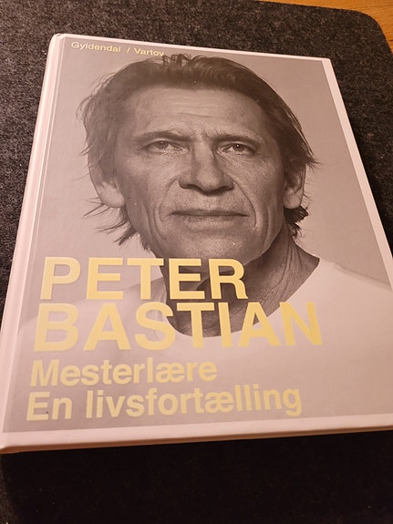 Product image 1 of 3