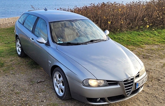 Alfa Romeo 156