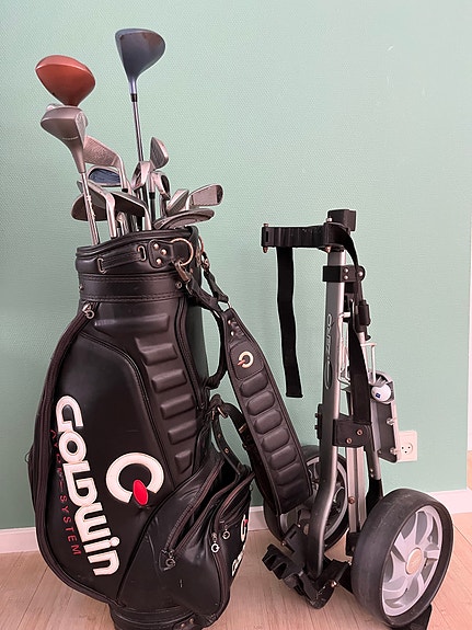 Product image 1 of 8