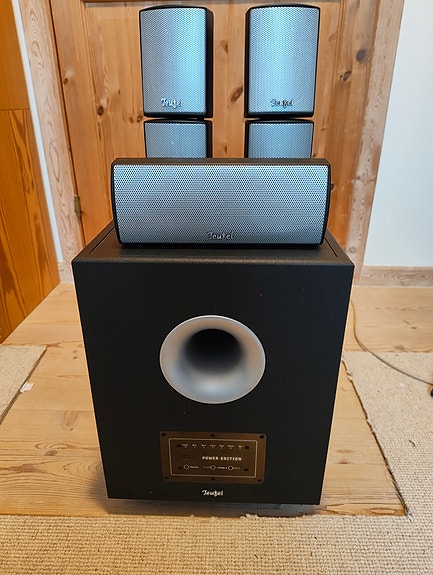 Product image 1 of 7