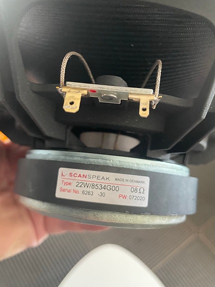 Product image 1 of 4