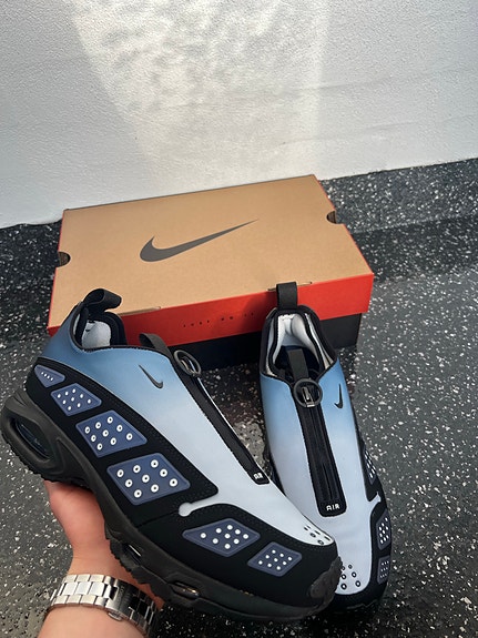 Product image 1 of 10