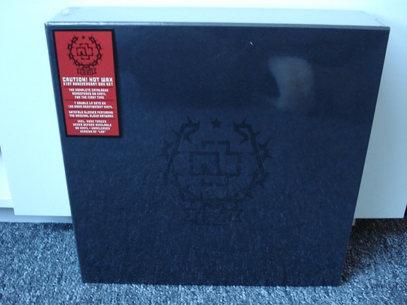 Product image 1 of 3