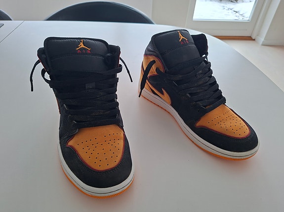 Product image 1 of 5