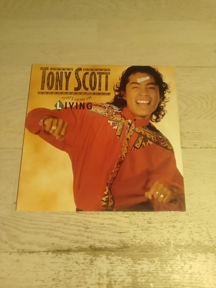 Product image 1 of 3