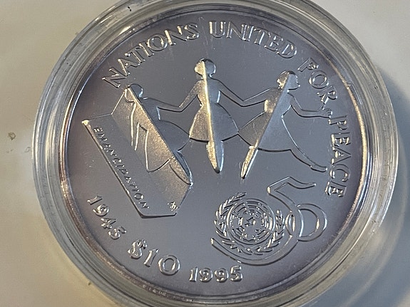 Product image 1 of 2