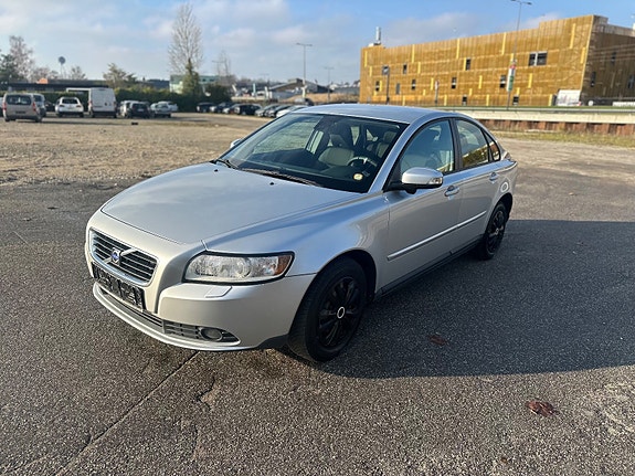 Volvo S40