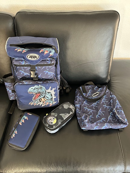 Product image 1 of 4