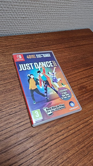 Product image 1 of 2