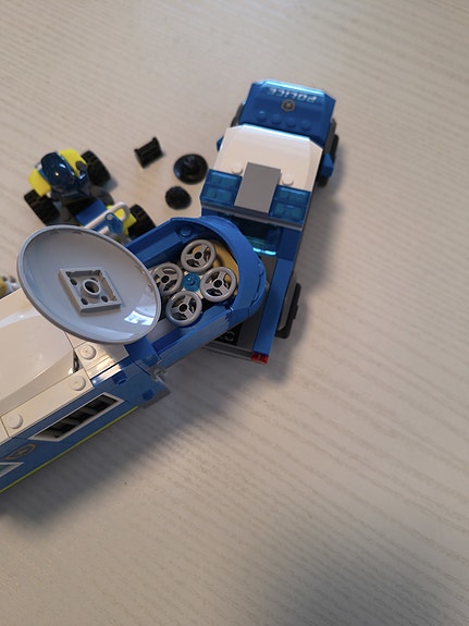 Product image 2 of 4