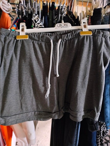 Product image 16 of 32