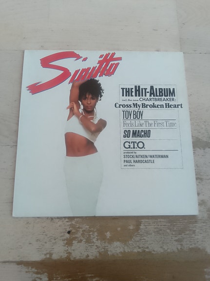 Product image 1 of 3