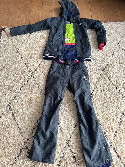 Product image 1 of 6