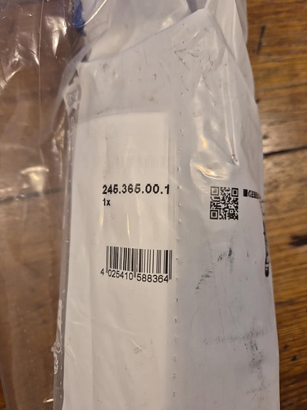 Product image 1 of 2