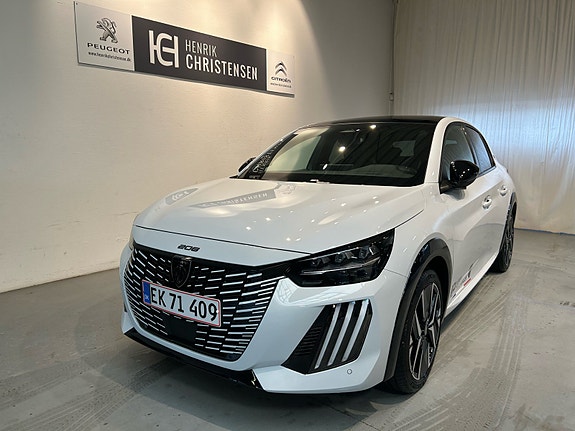 Peugeot e-208