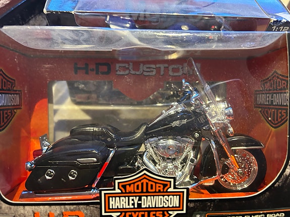 Product image 13 of 28