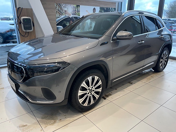 Mercedes EQA250