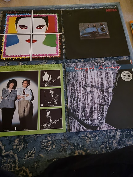 Product image 1 of 2