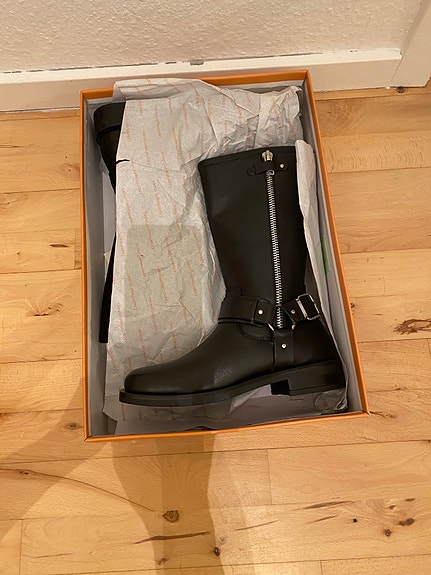 Product image 12 of 13