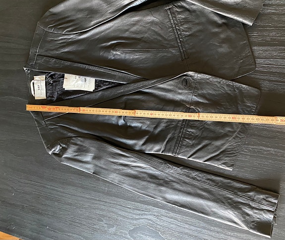 Product image 12 of 13