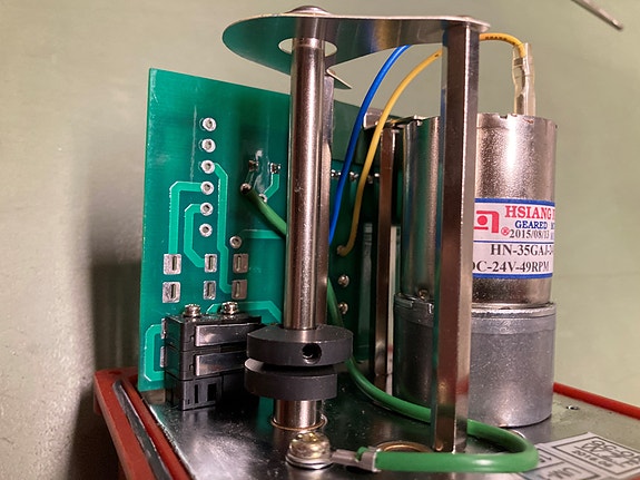 Product image 4 of 6