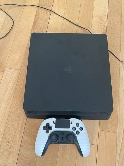 Product image 1 of 2