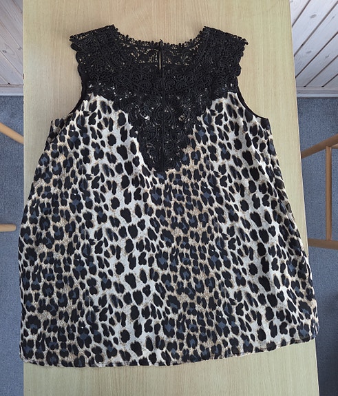 Product image 1 of 6