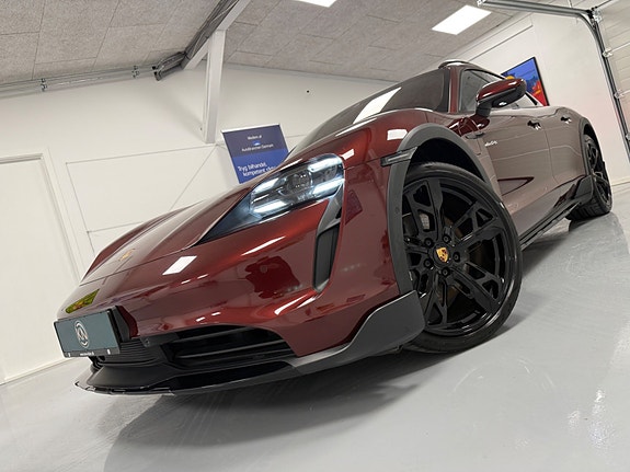 Porsche Taycan 4