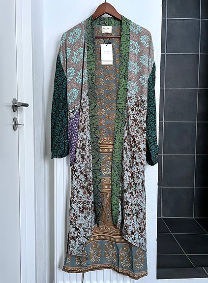 Product image 11 of 12