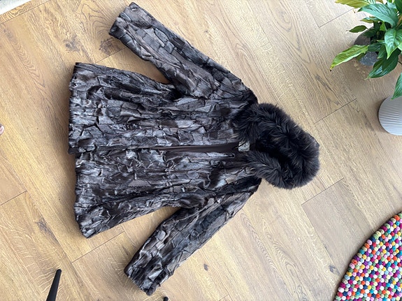 Product image 1 of 8